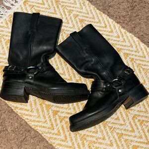 EUC Frye Belted Harness